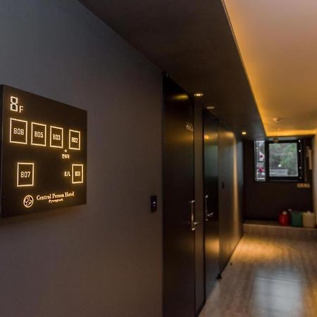 Centralperson Pyeongtaek Hotel Екстер'єр фото